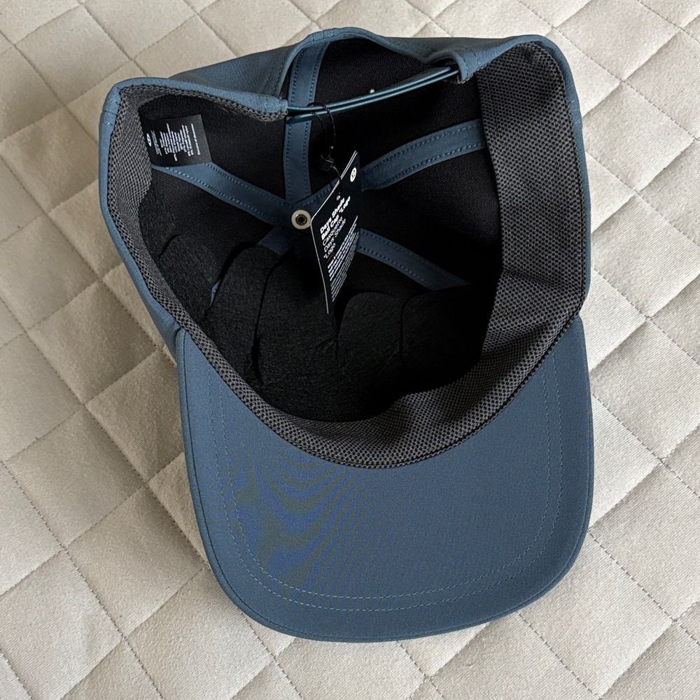 Lululemon Men’s Slate Blue Days Shade Baseball Cap - Picture 4 of 5